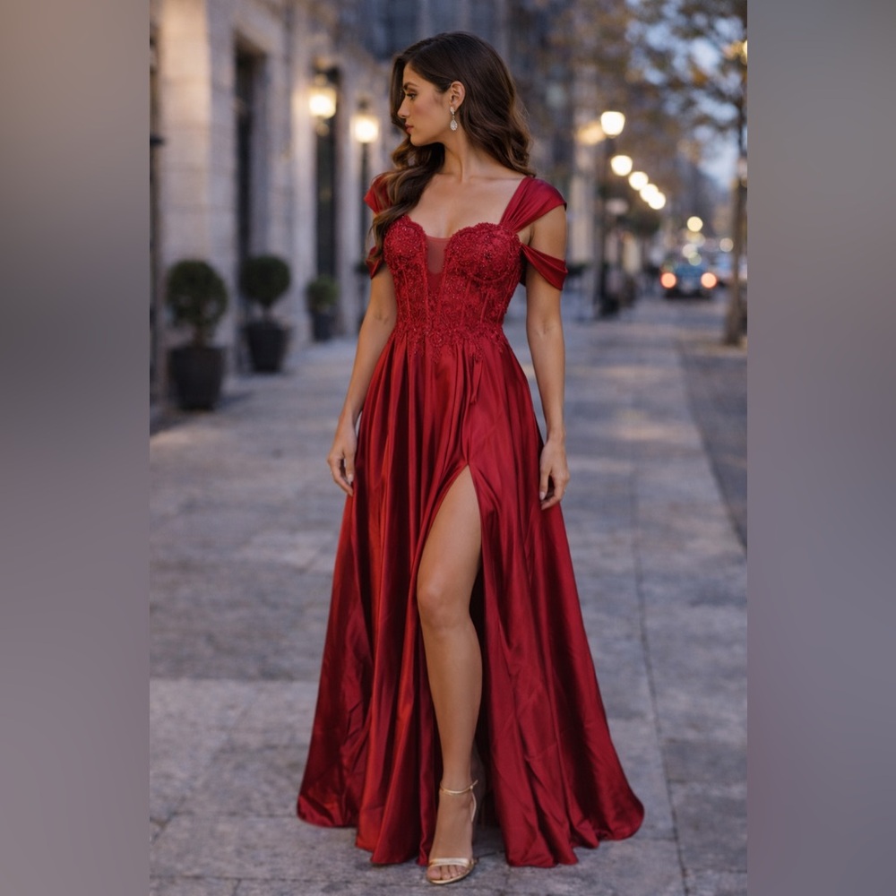 Applique Corset Prom Gown with Slit Size 4
